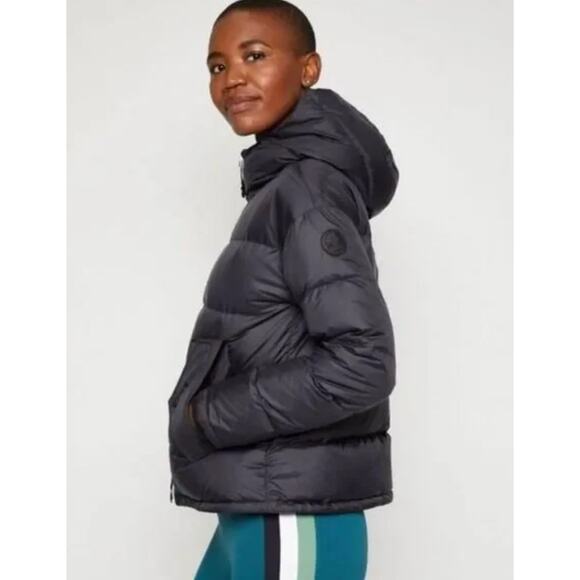 Cover Down Light Down Puffer Jacket Ski/Snowboard Athletic Jacket NWT size M - Picture 1 of 8